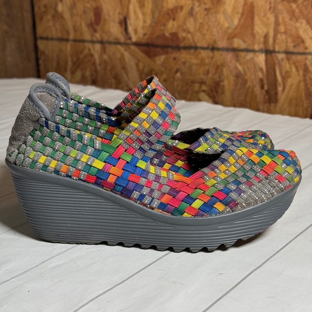 St John's Bay Mary Jane Wedges Rainbow Woven Textile Colorful Whimsical Funky 6M